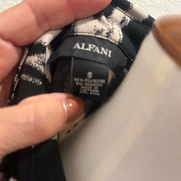 Alfani Black and Cream Long Sleeve Dress - Picture 2 of 4